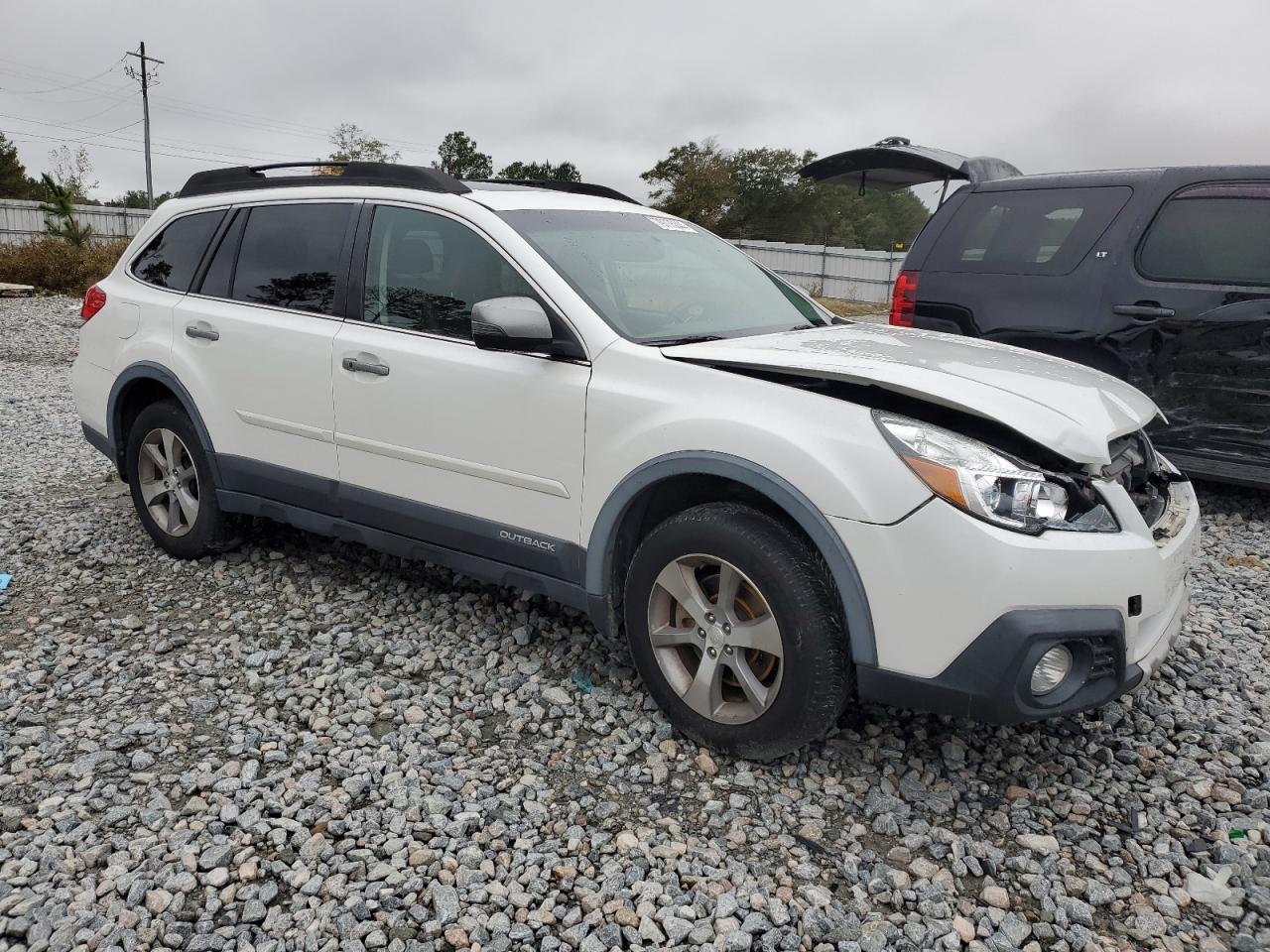 2013 Subaru Outback - Image 4