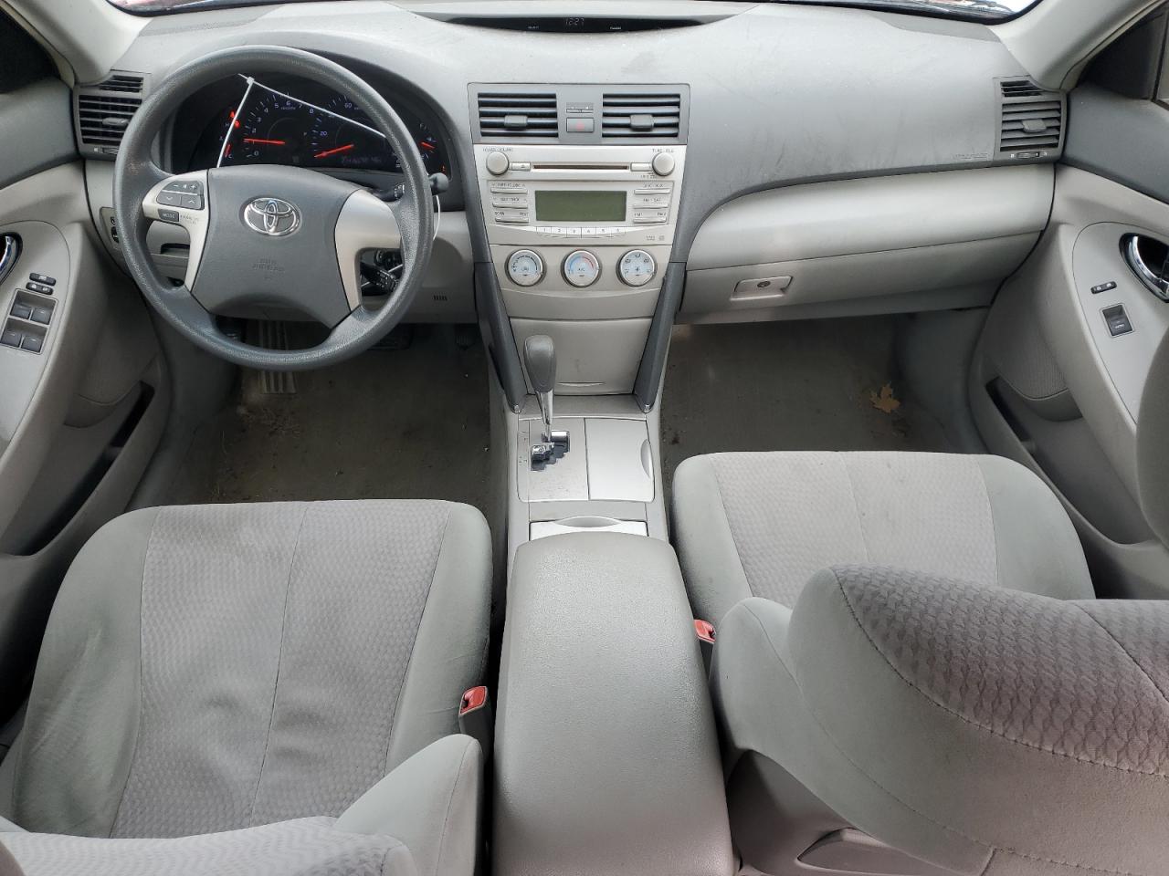 2010 Toyota Camry - Image 8