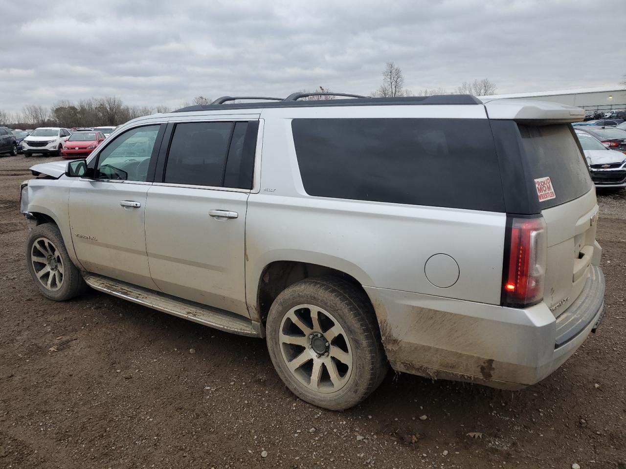 VIN 1GKS2HKC4FR511826 2015 GMC YUKON no.2