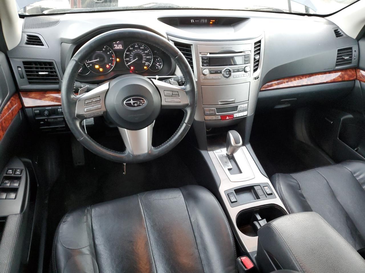 2011 Subaru Outback - Image 8