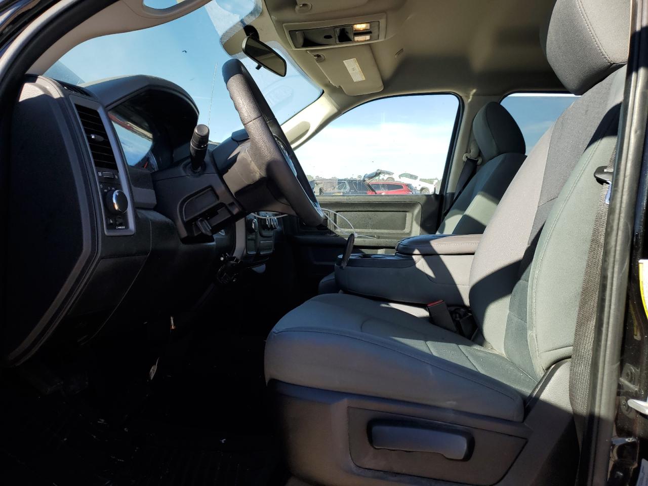 2017 Dodge RAM - Image 7