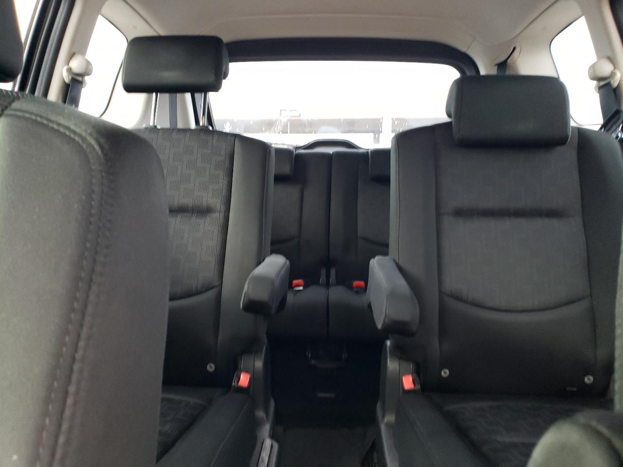 2009 Mazda 5 - Image 10