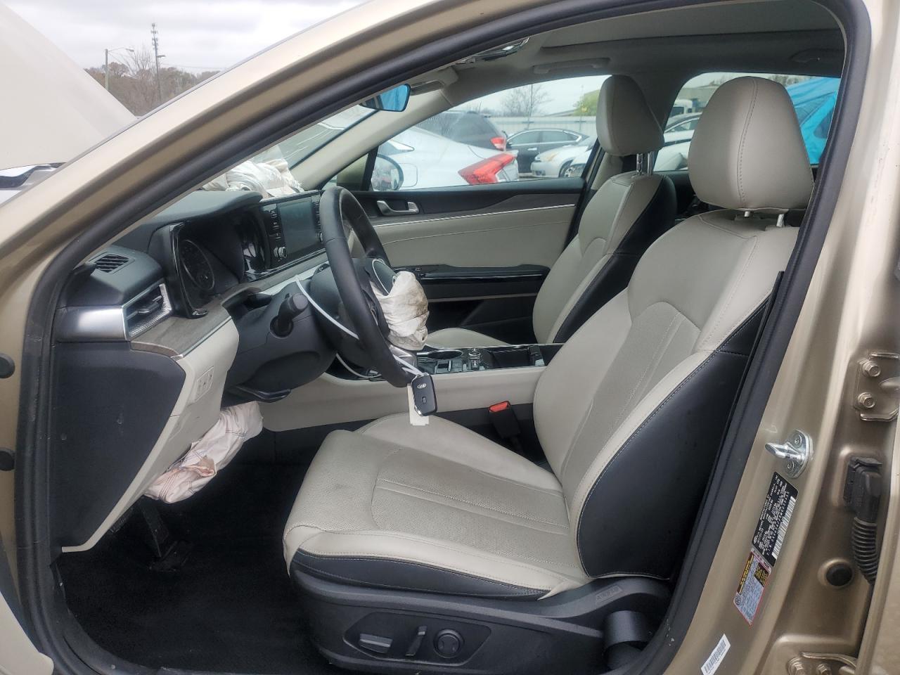 2021 Kia K5 - Image 7