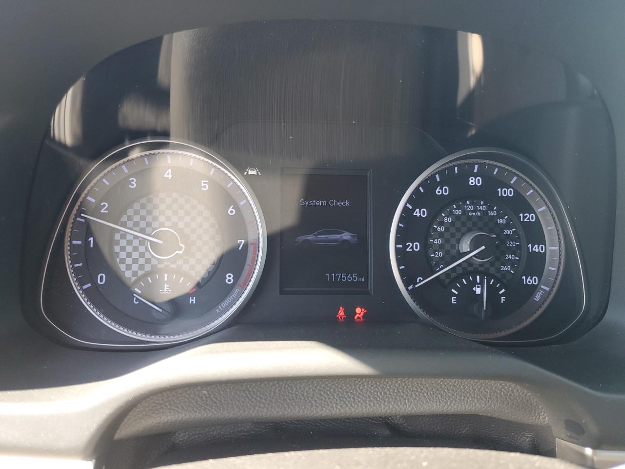 2019 Hyundai Elantra - Image 9