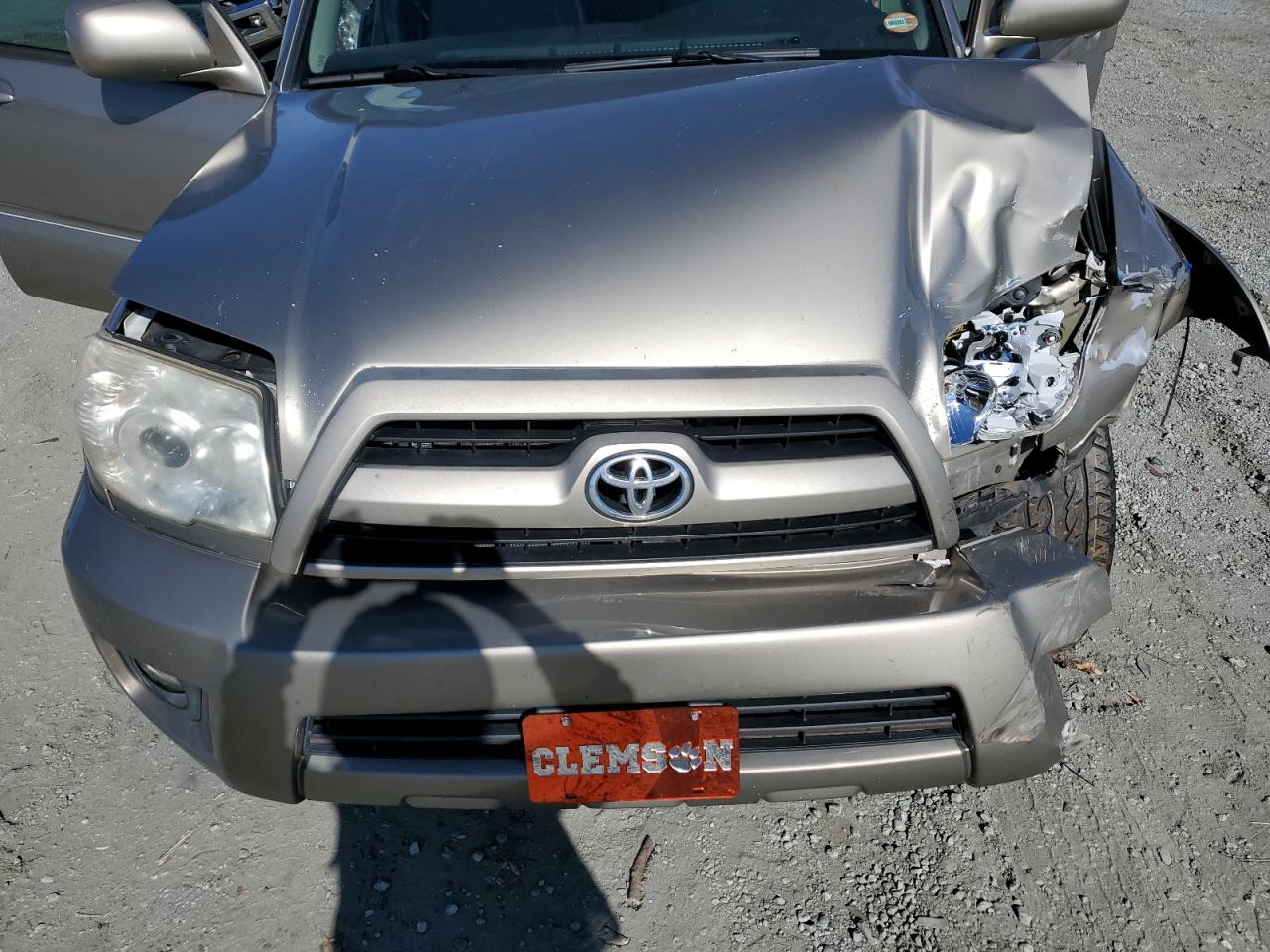 2006 Toyota 4Runner - Image 12