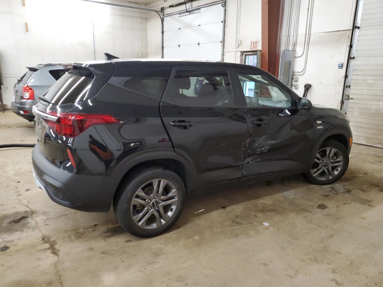 2022 Kia Seltos - Image 3