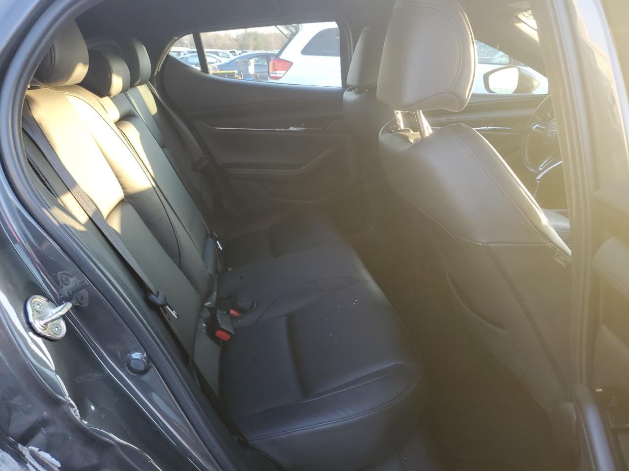 2021 Mazda 3 - Image 11