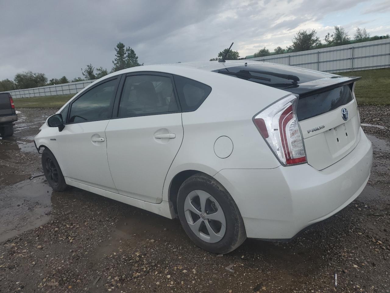 2015 Toyota Prius - Image 2