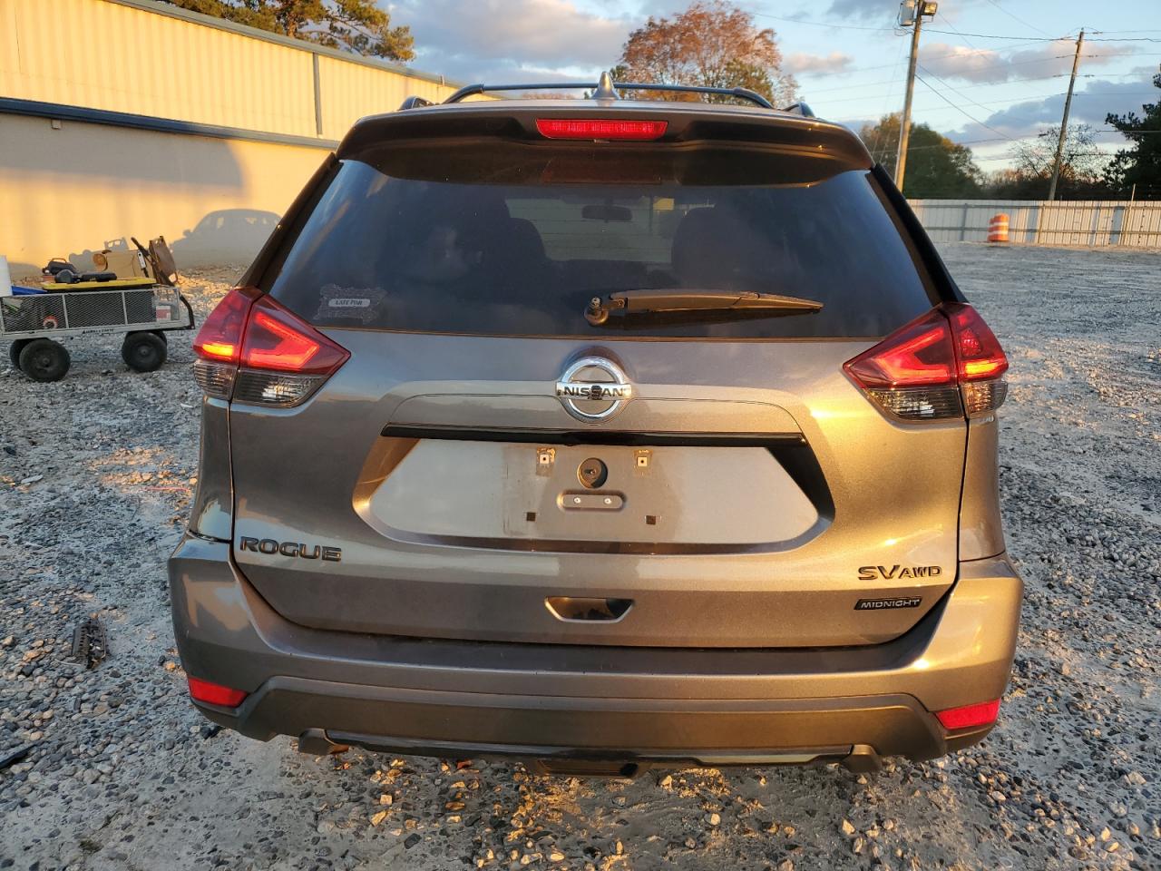 2018 Nissan Rogue - Image 6