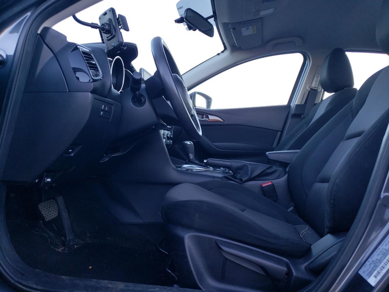 2016 Mazda 3 - Image 7