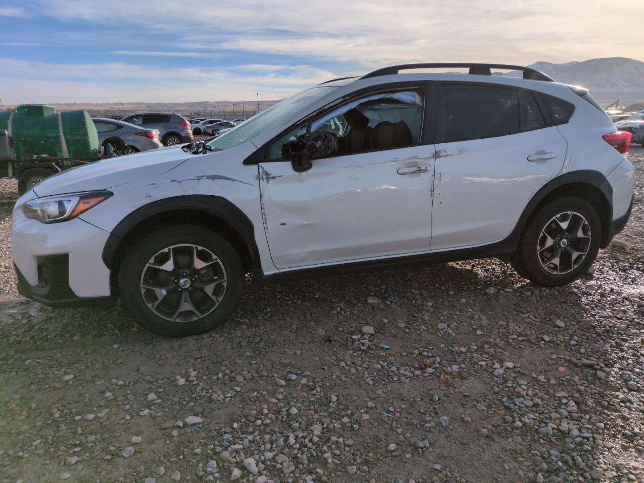 VIN JF2GTADC1JH279849 2018 SUBARU CROSSTREK no.1