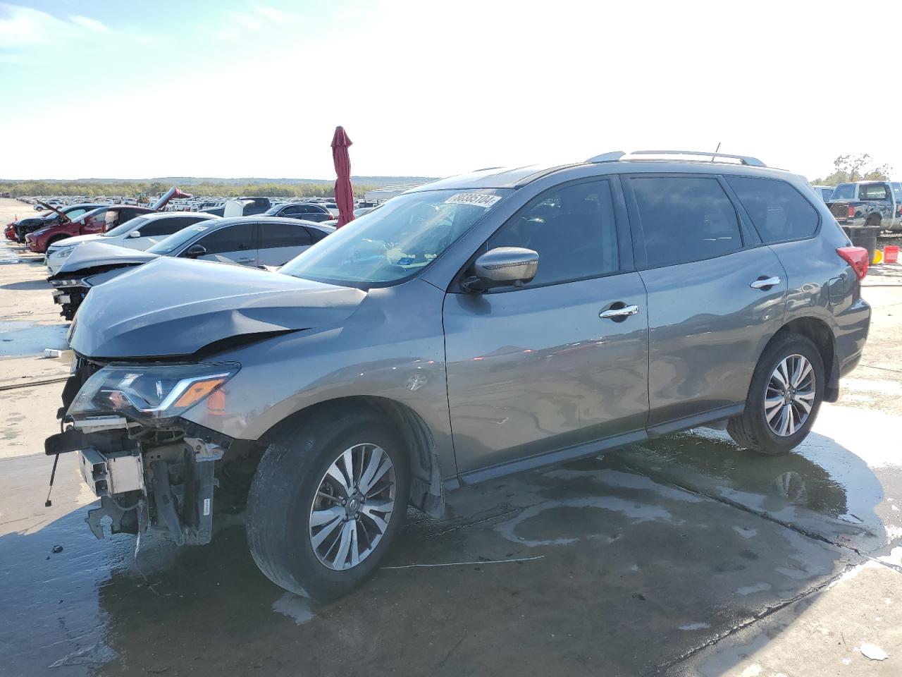 VIN 5N1DR2MNXJC668098 2018 NISSAN PATHFINDER no.1