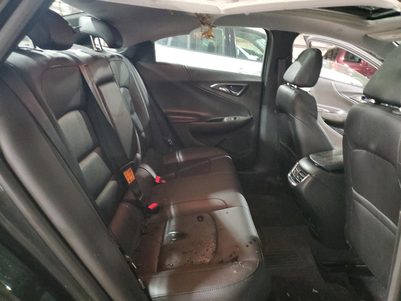 2017 Chevrolet Malibu - Image 10