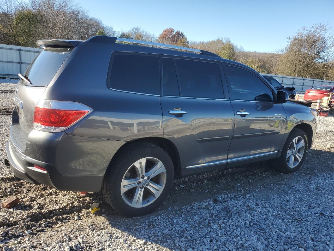 2011 Toyota Highlander - Image 3