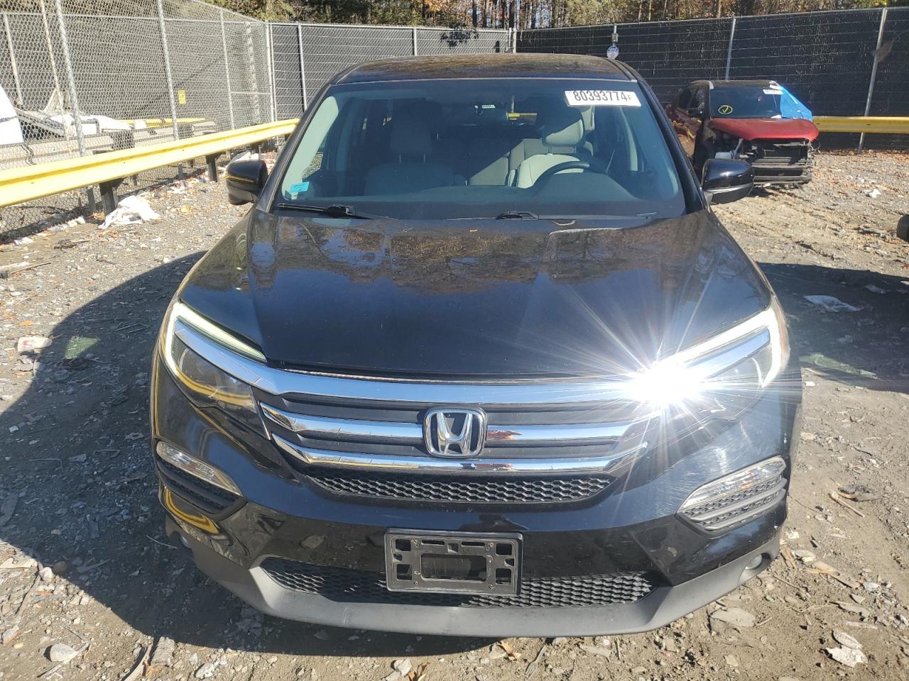 2018 Honda Pilot - Image 5