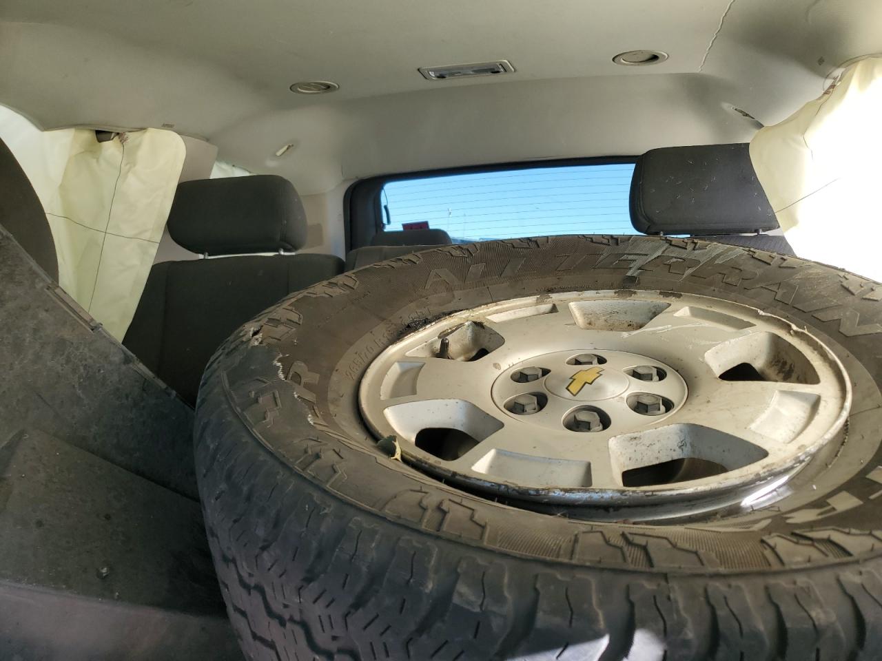 2009 Chevrolet Tahoe - Image 10
