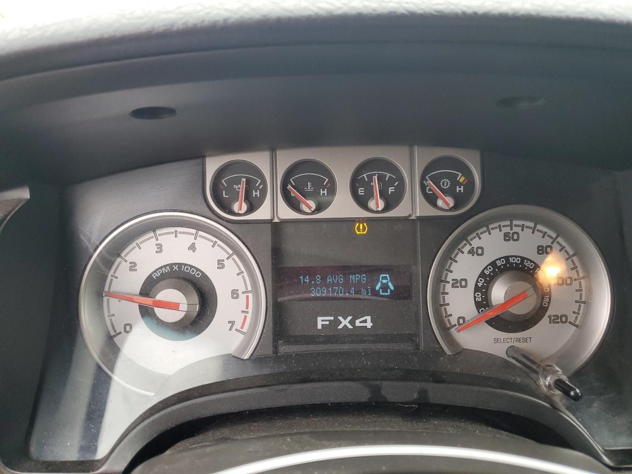 2009 Ford F-150 - Image 9