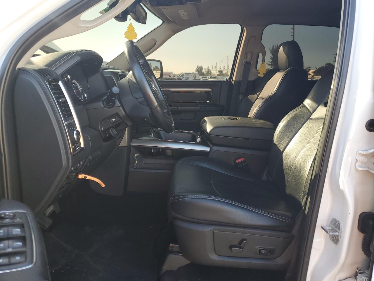2018 RAM 1500 - Image 7