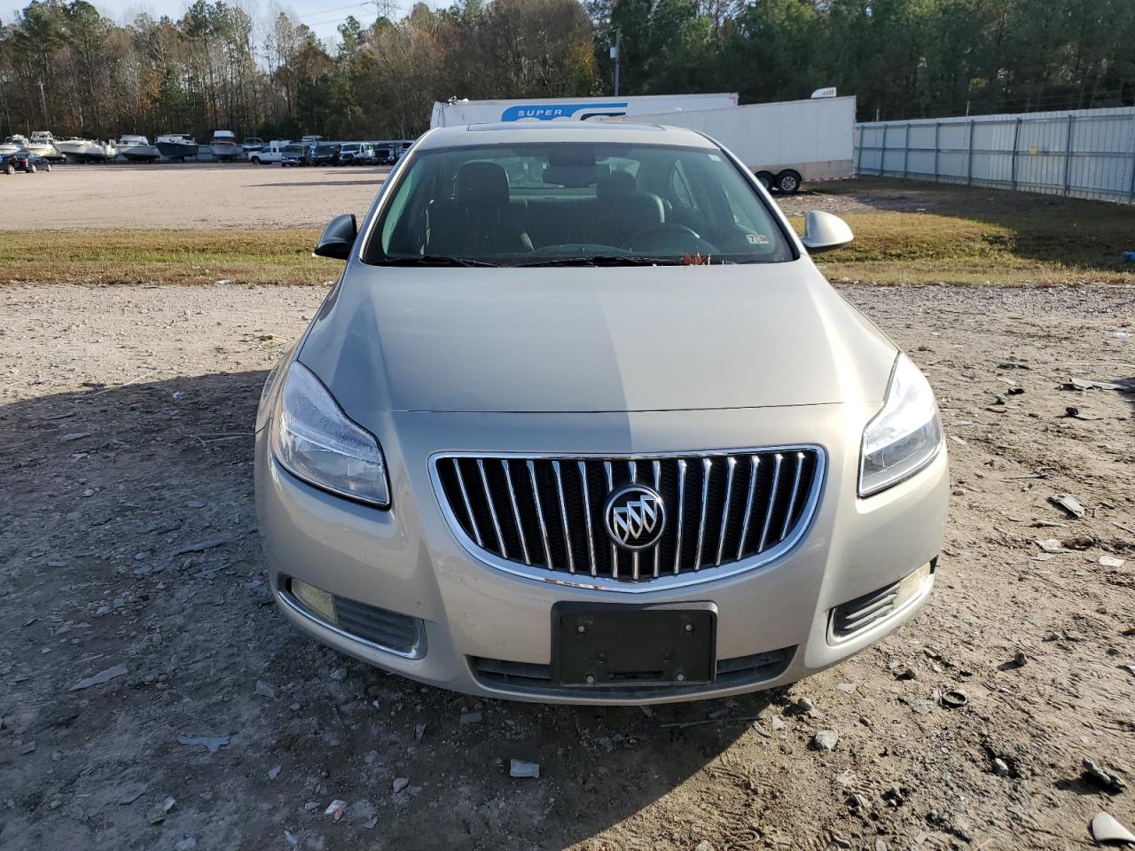 2011 Buick Regal - Image 5