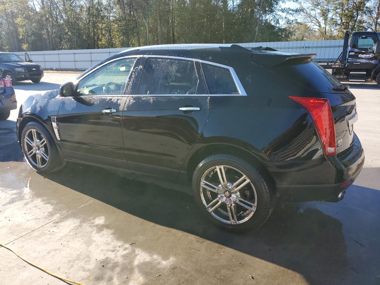 2011 Cadillac SRX - Image 2