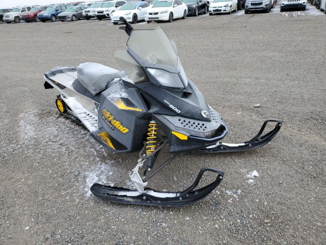 2009 Skidoo Snowmoblie