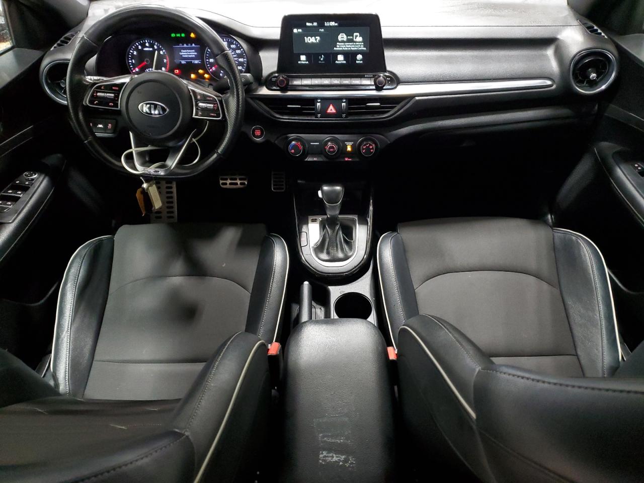 2021 Kia Forte - Image 8