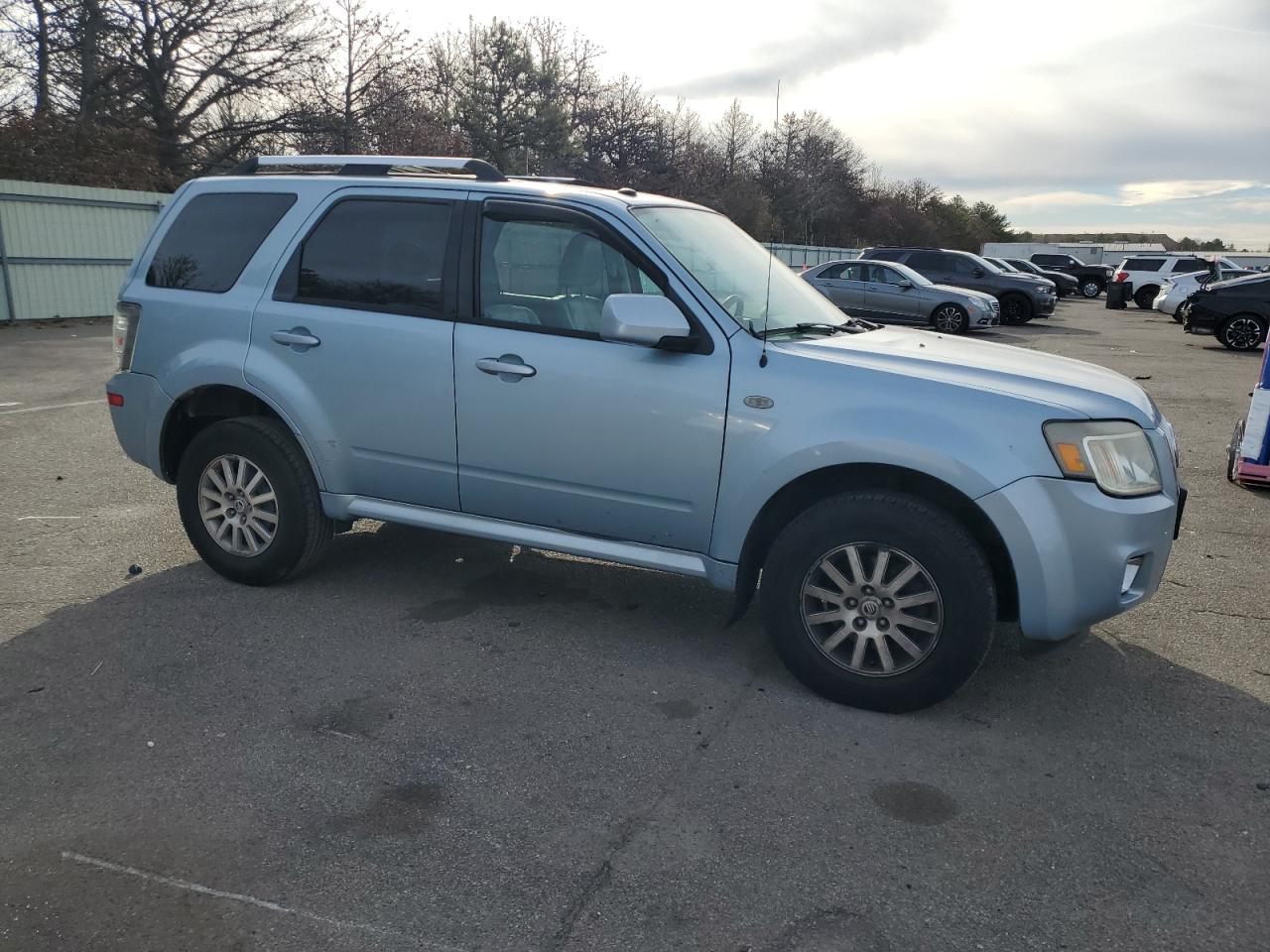 2009 Mercury Mariner - Image 4