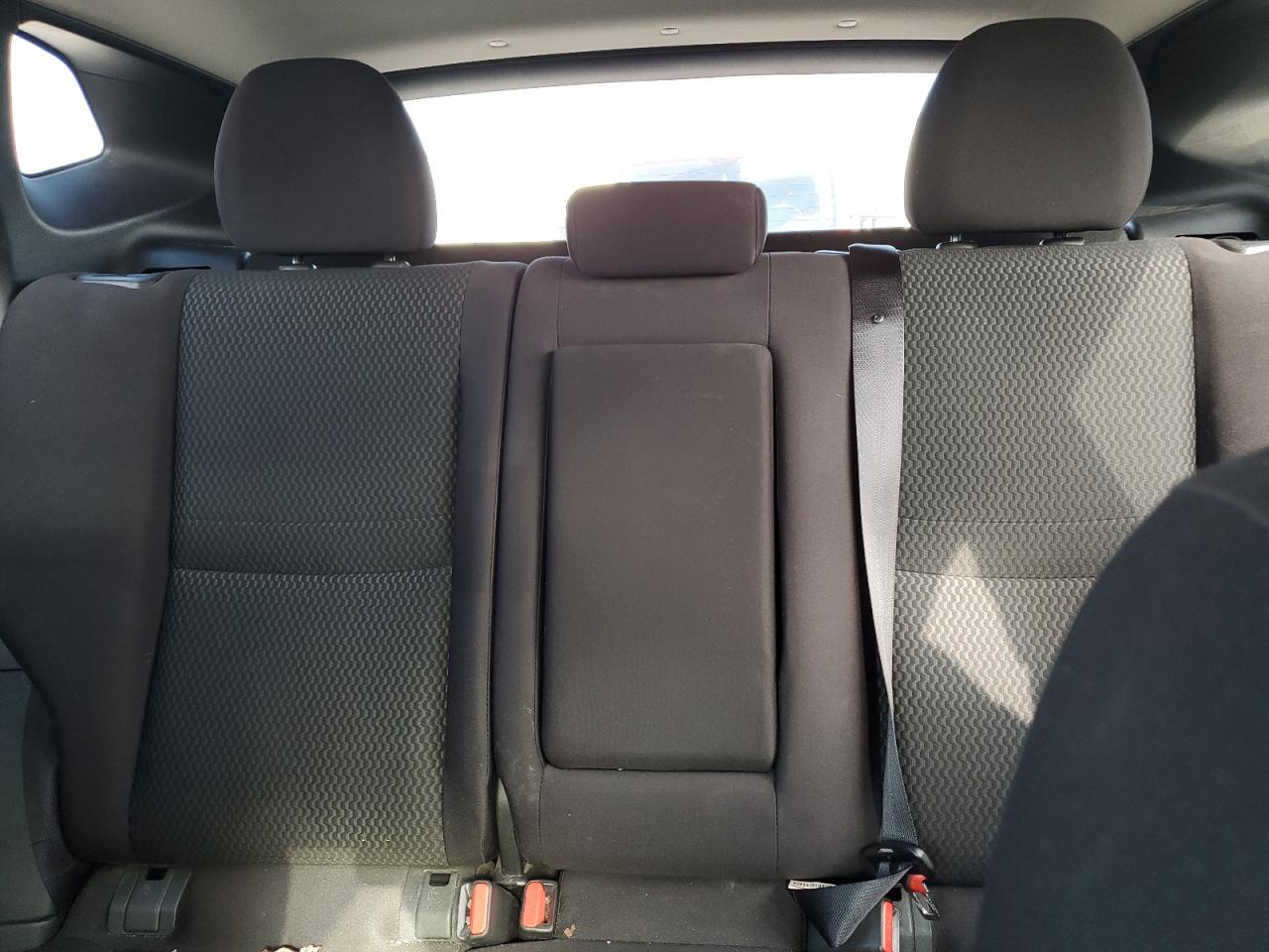 2018 Nissan Rogue - Image 10