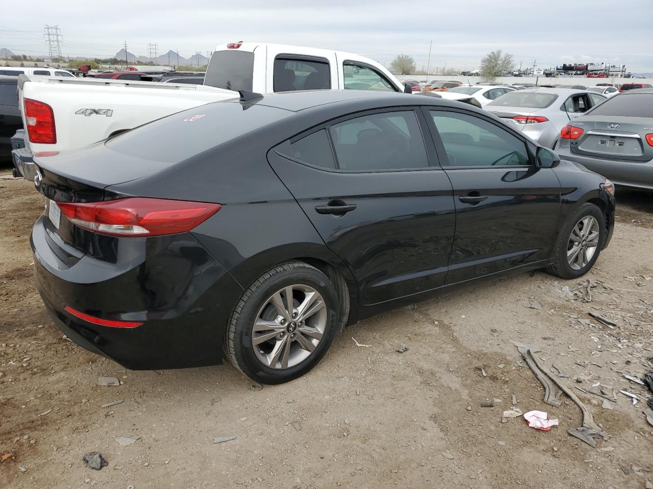 VIN KMHD84LF2HU249966 2017 HYUNDAI ELANTRA no.3