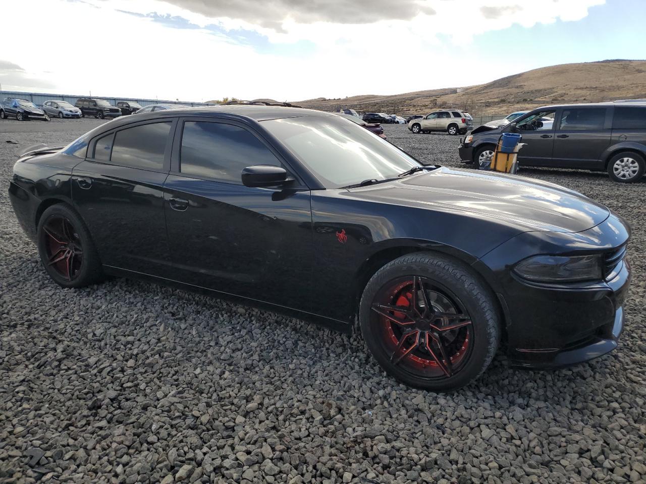 2019 Dodge Charger - Image 4