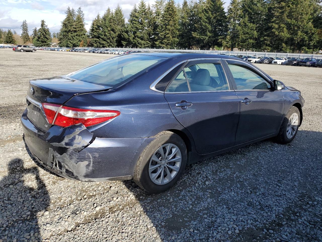 VIN 4T1BF1FK3HU620489 2017 TOYOTA CAMRY no.3