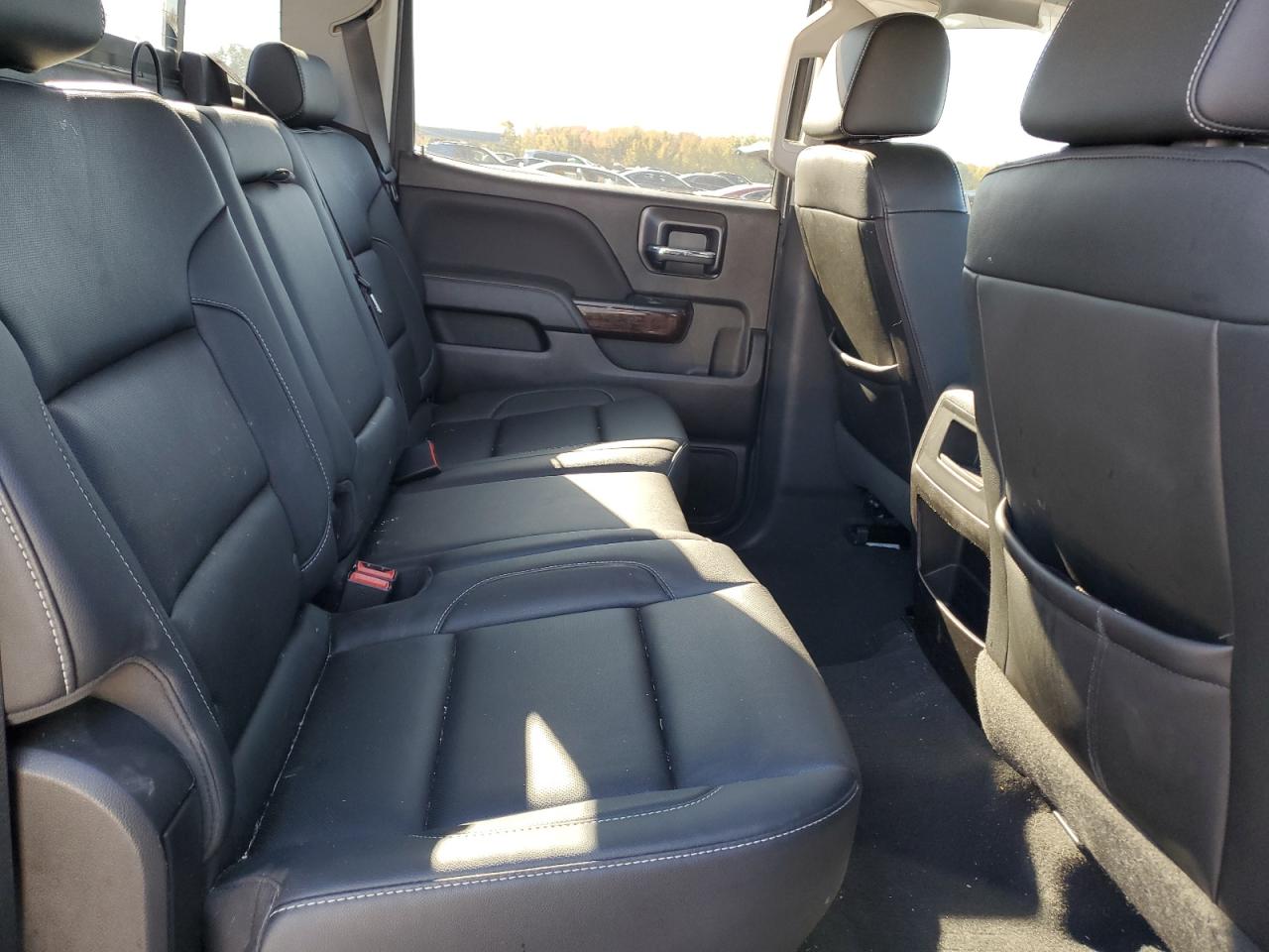 2018 GMC Sierra - Image 10