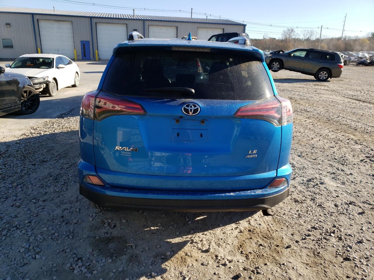 2017 Toyota Rav4 Le VIN: 2T3BFREVXHW686765 Lot: 80680904