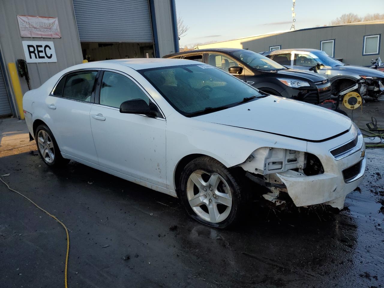 2011 Chevrolet Malibu Ls VIN: 1G1ZA5EU5BF351735 Lot: 79733884