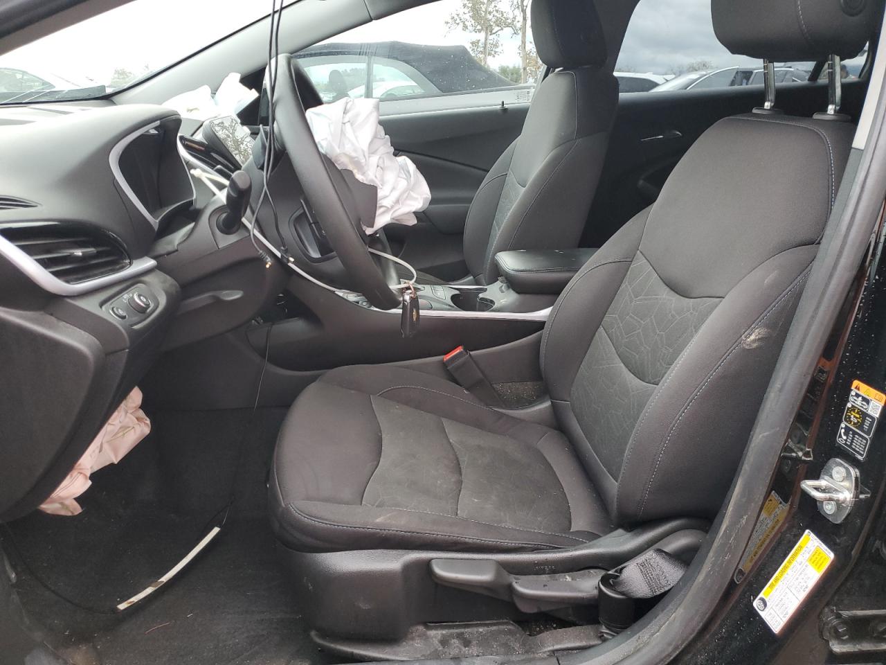 2018 Chevrolet Volt - Image 7