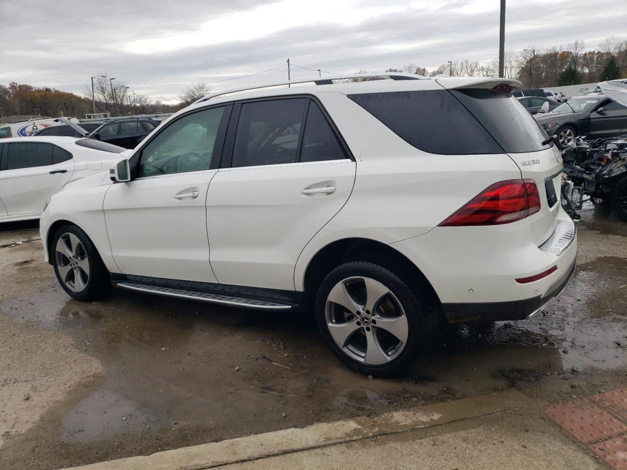 2018 Mercedes-Benz GLE - Image 2