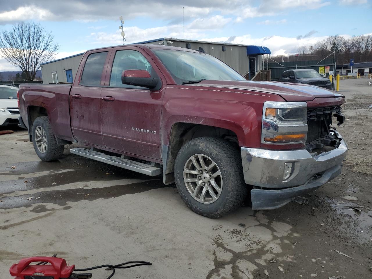 2016 Chevrolet Silverado - Image 4