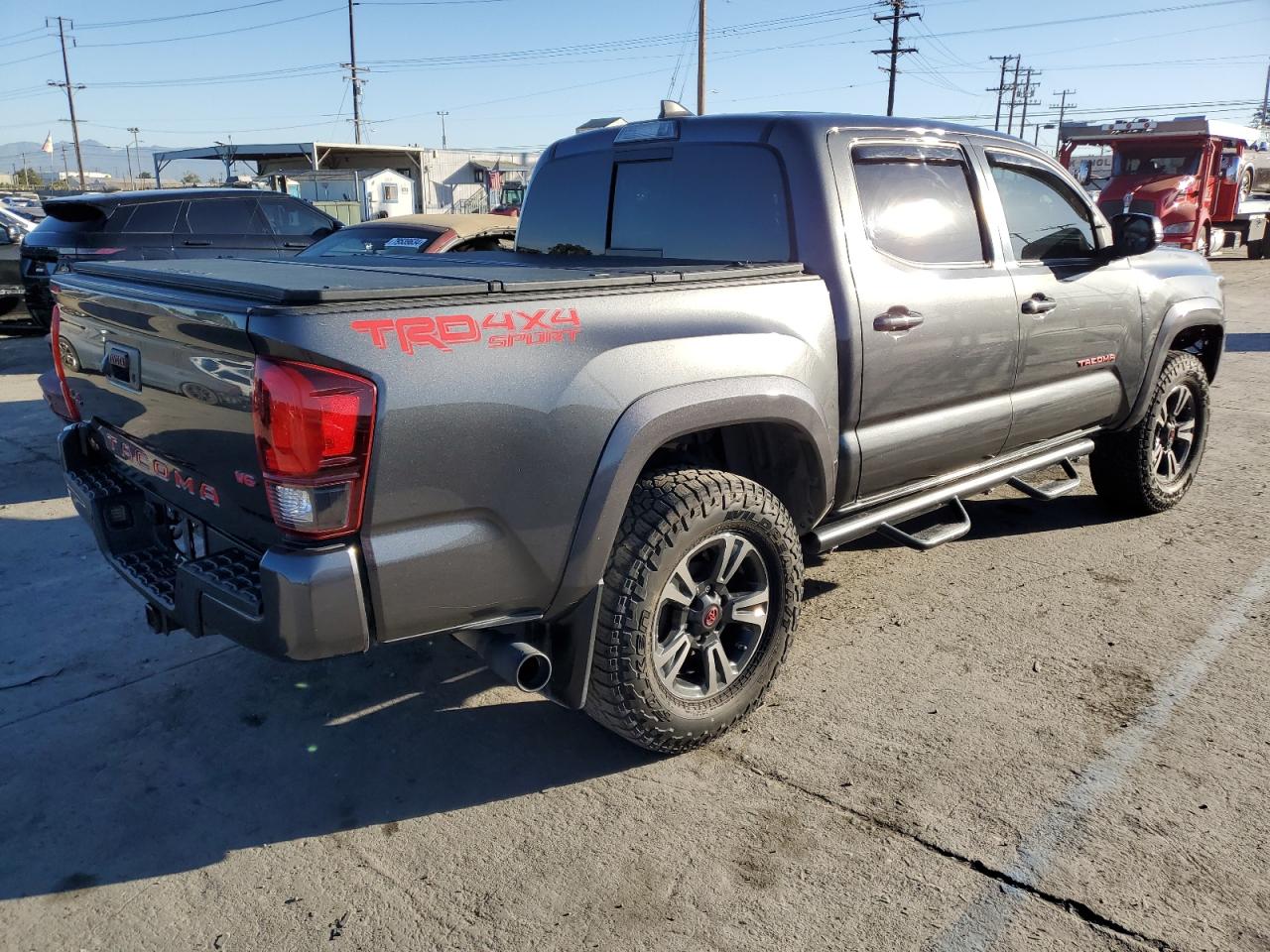 2018 Toyota Tacoma - Image 3