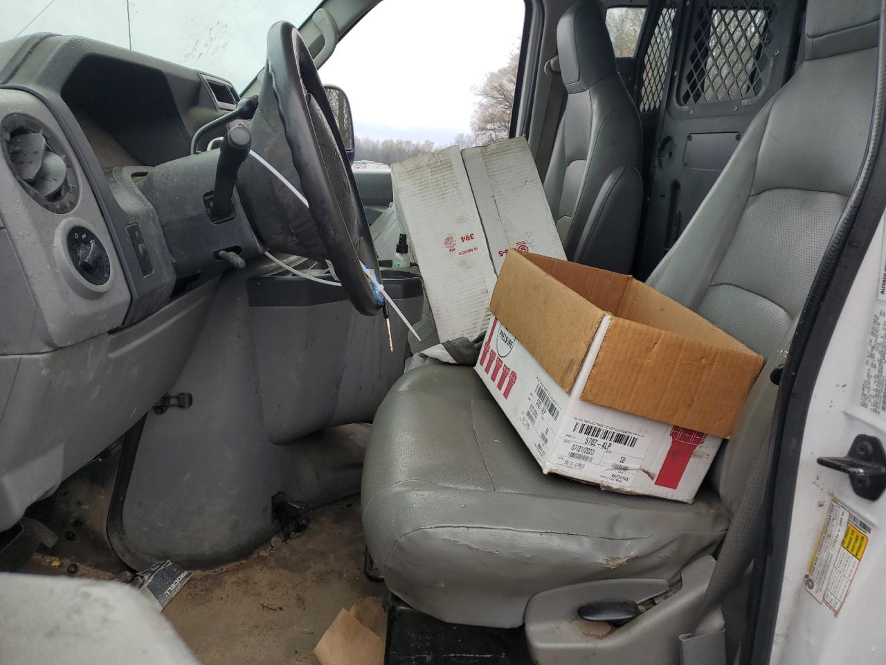 2011 Ford Econoline - Image 7