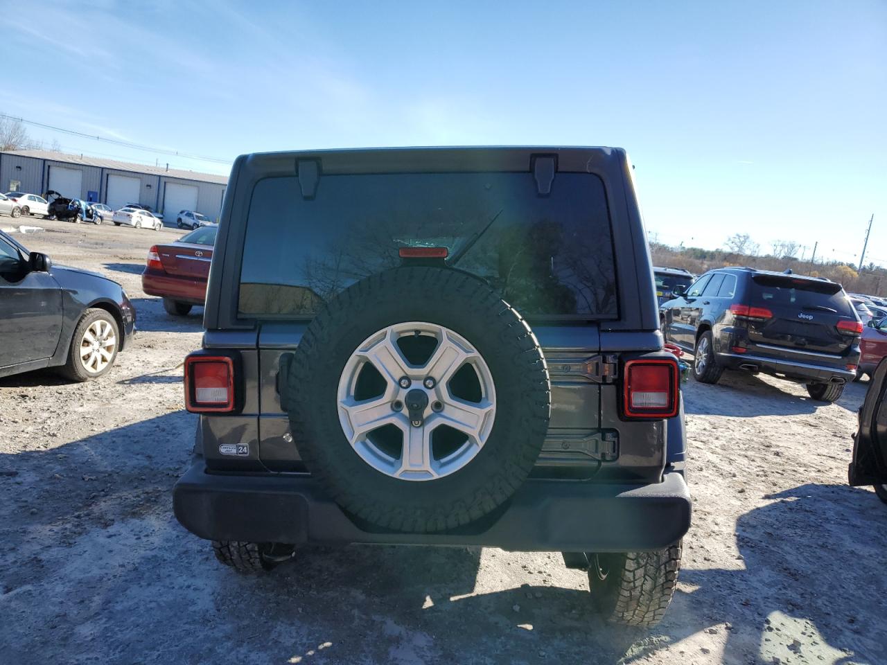 2019 Jeep Wrangler - Image 6