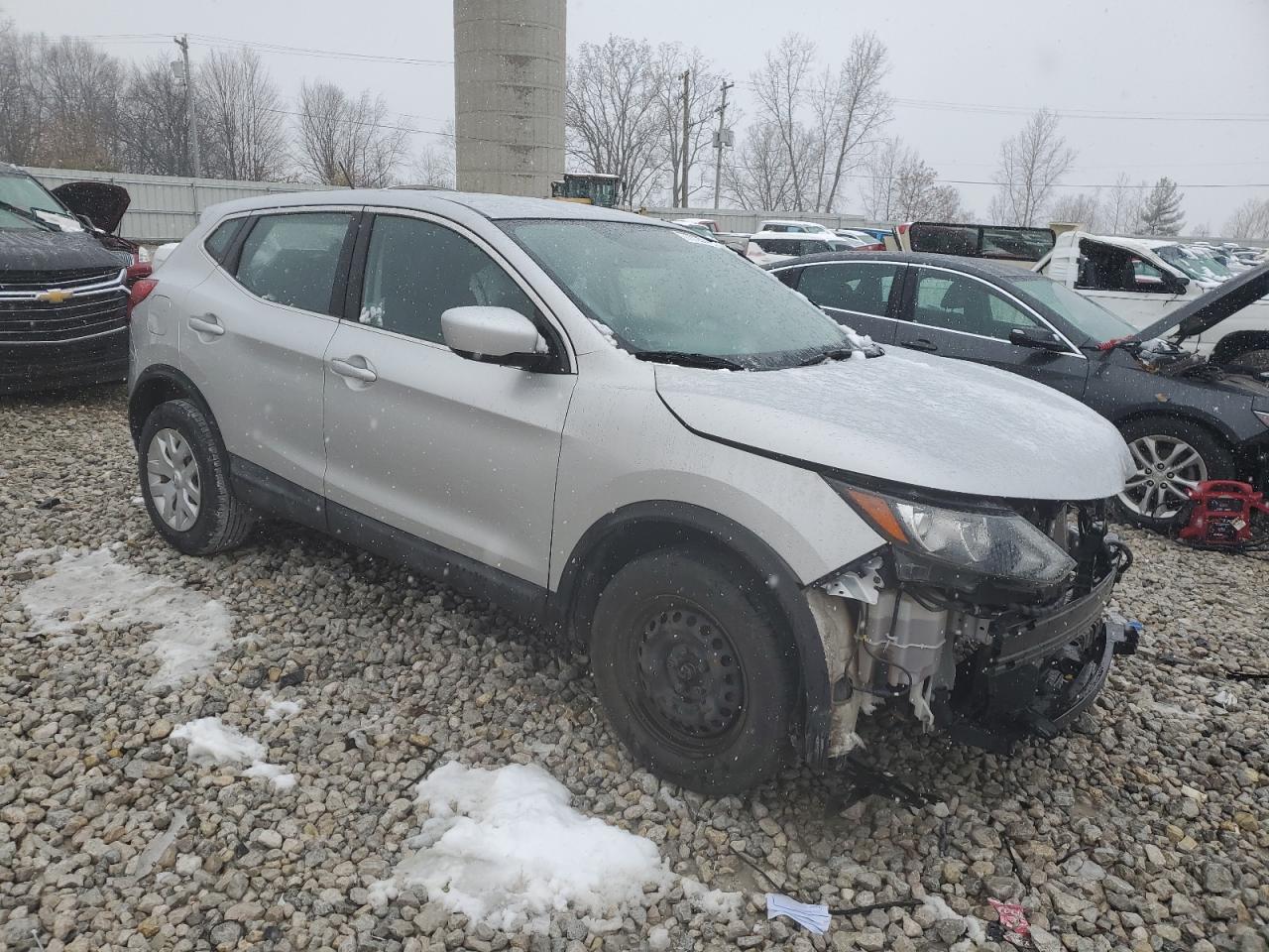 VIN JN1BJ1CP2KW225527 2019 NISSAN ROGUE no.4