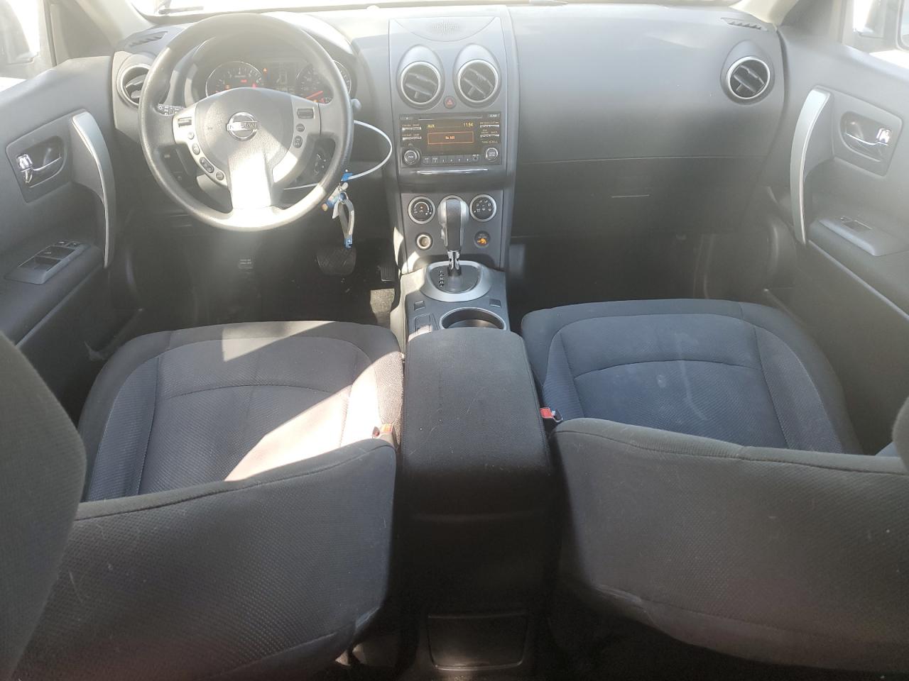2013 Nissan Rogue - Image 8