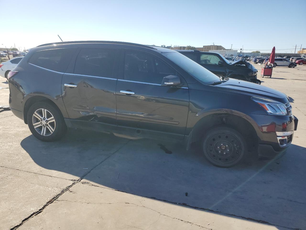 VIN 1GNKRGKD2FJ106242 2015 CHEVROLET TRAVERSE no.4