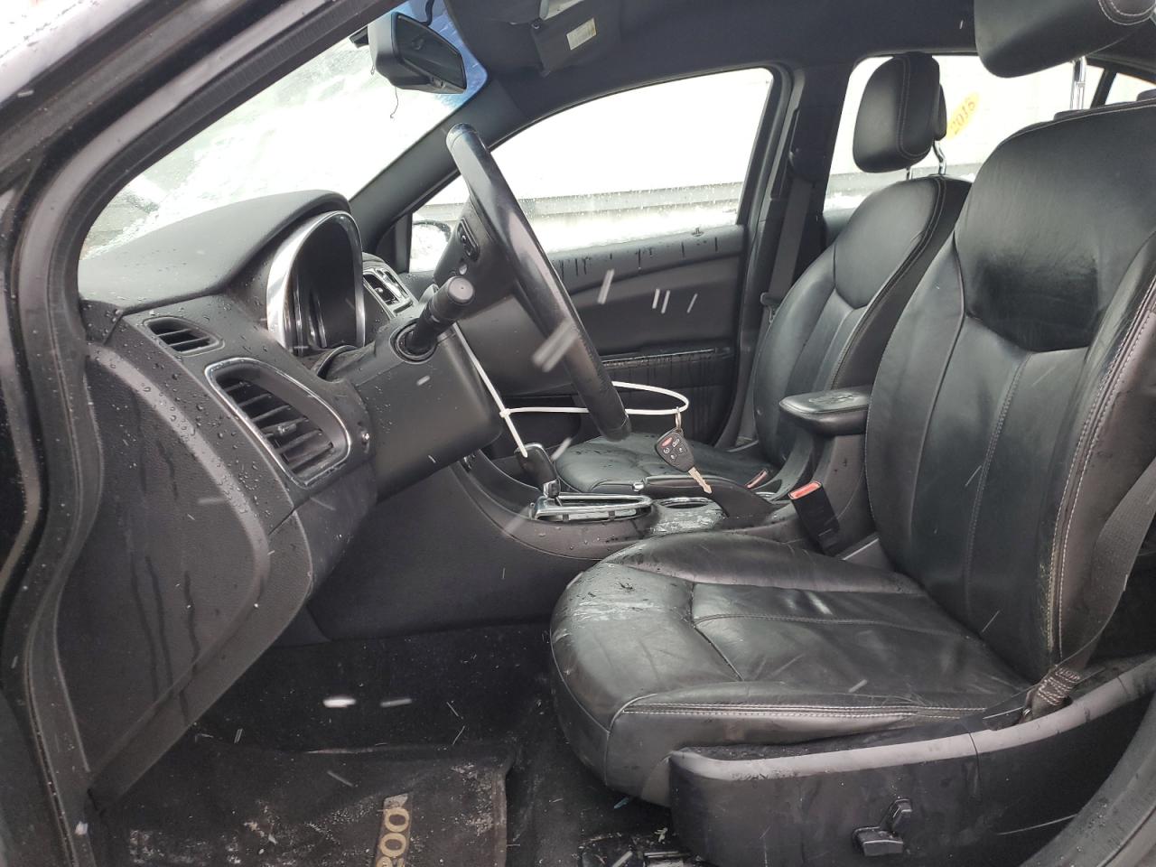 2013 Chrysler 200 - Image 7