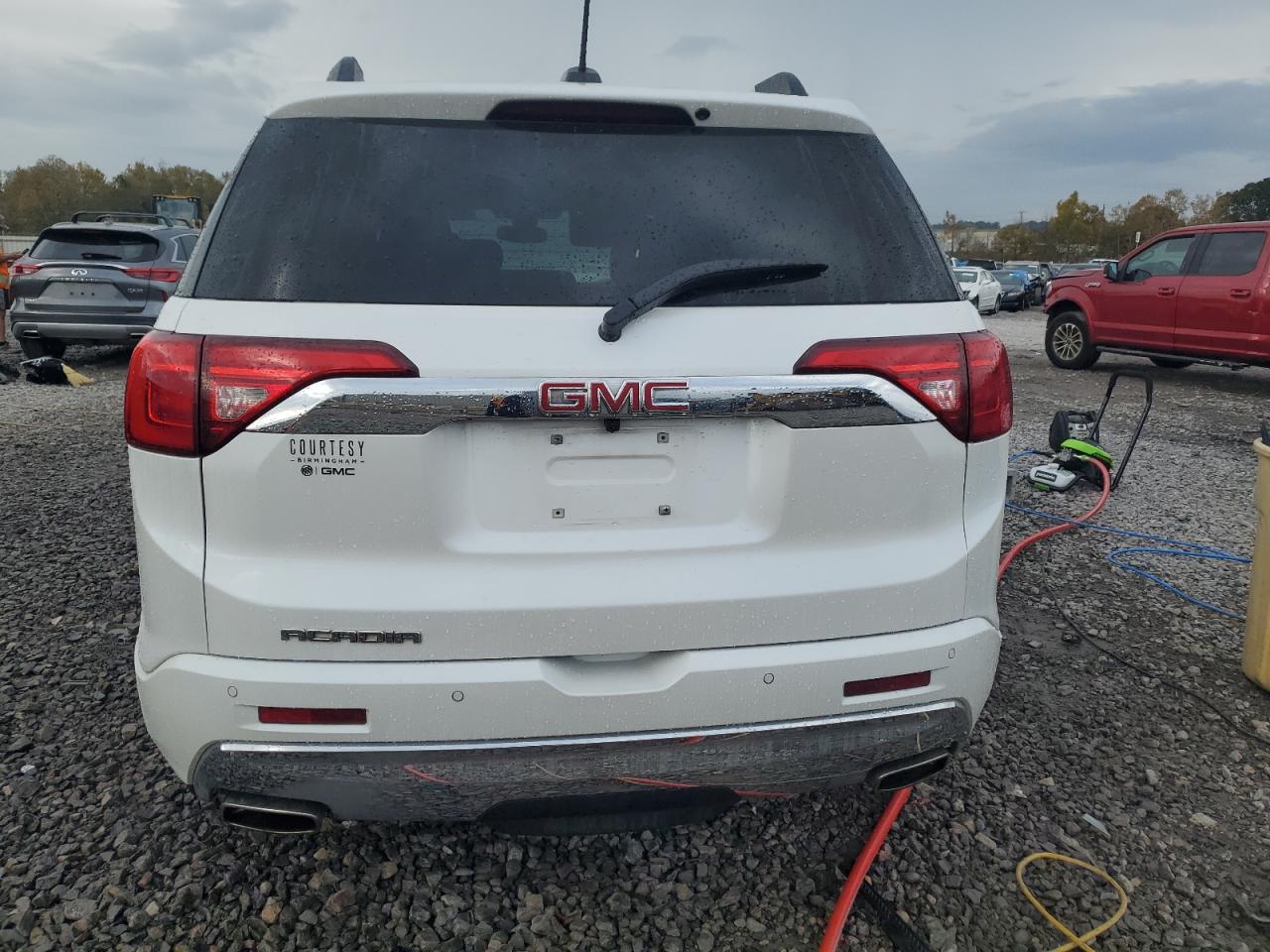 2018 GMC Acadia - Image 6