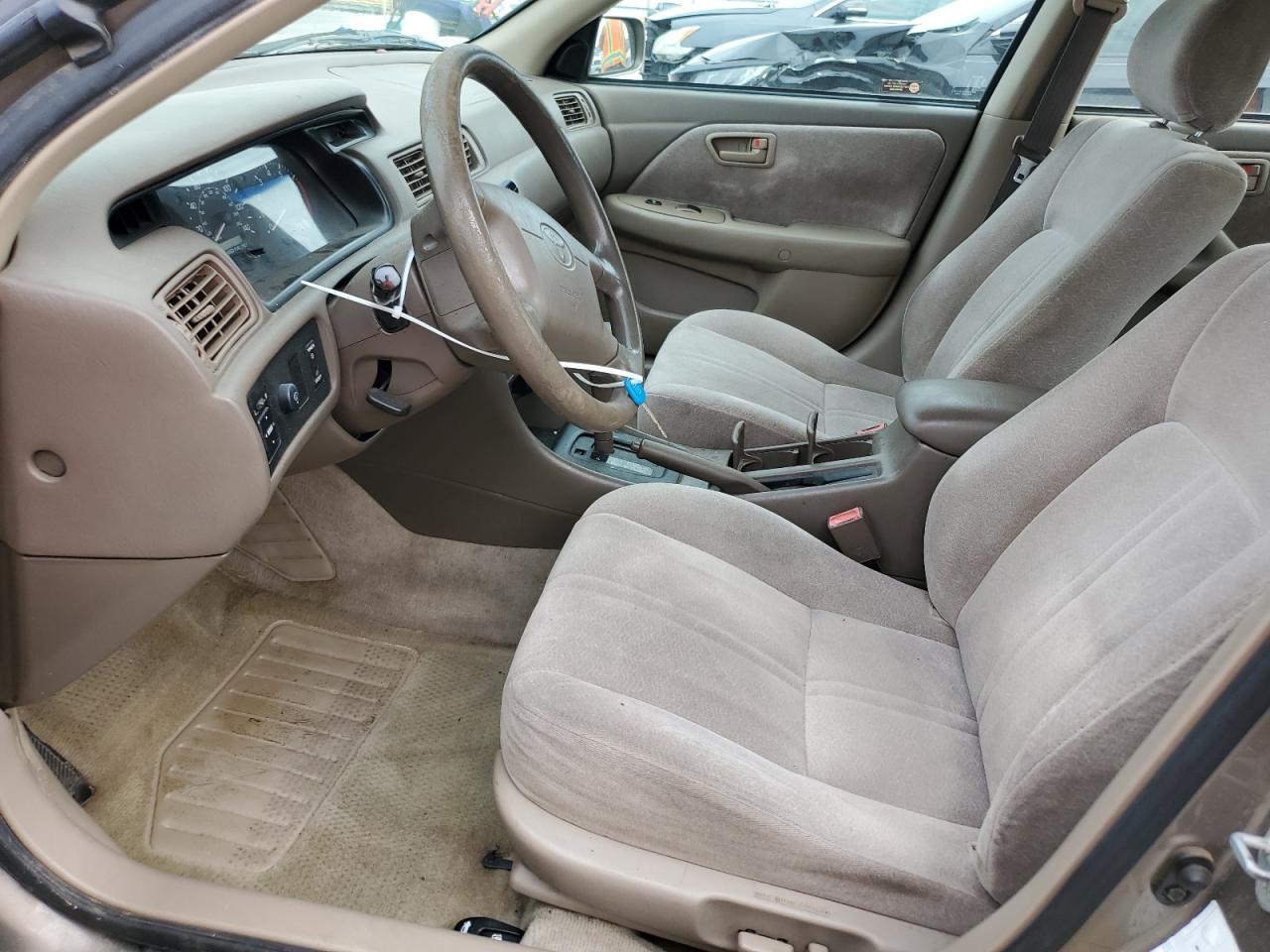 1999 Toyota Camry Le VIN: JT2BG28K9X0303612 Lot: 80715604