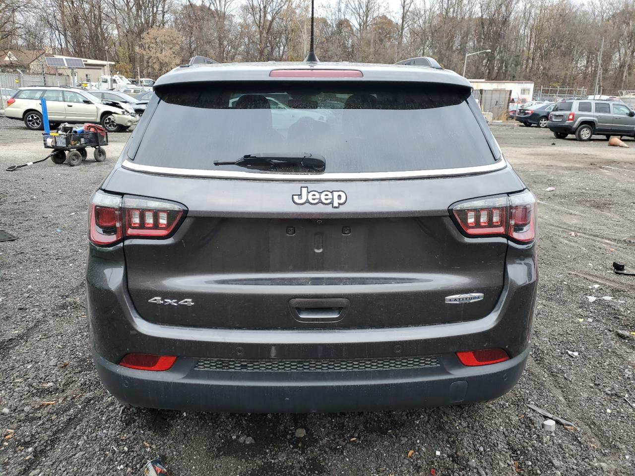 2018 Jeep Compass - Image 6
