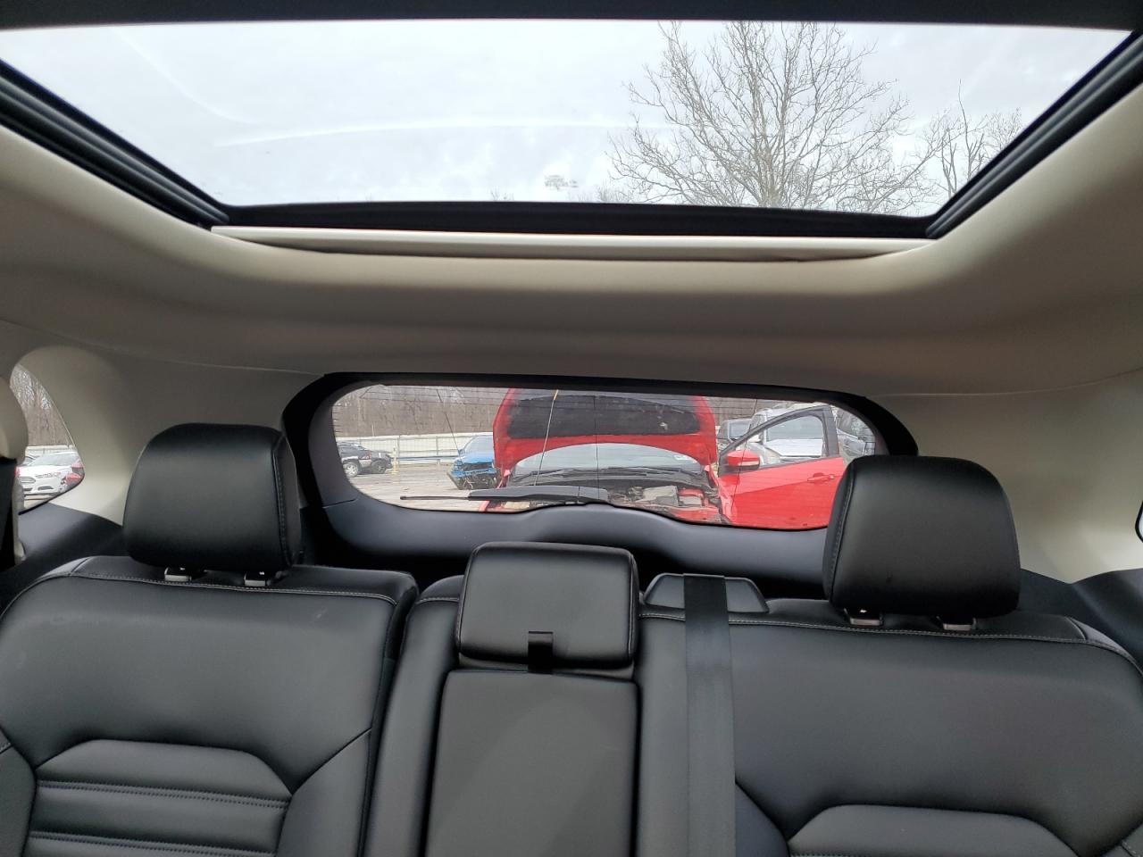 2022 Ford Edge - Image 10