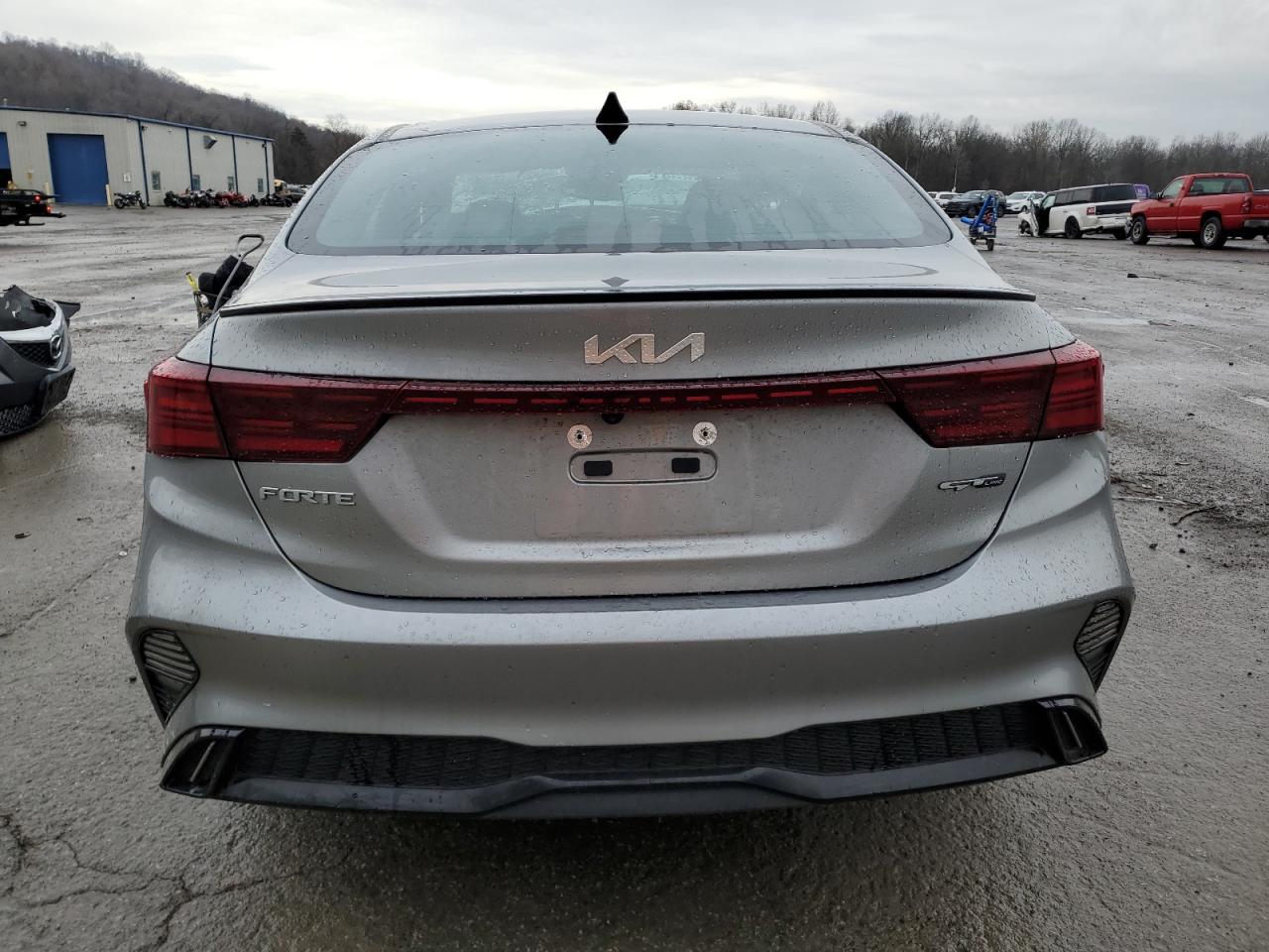 2023 Kia Forte - Image 6
