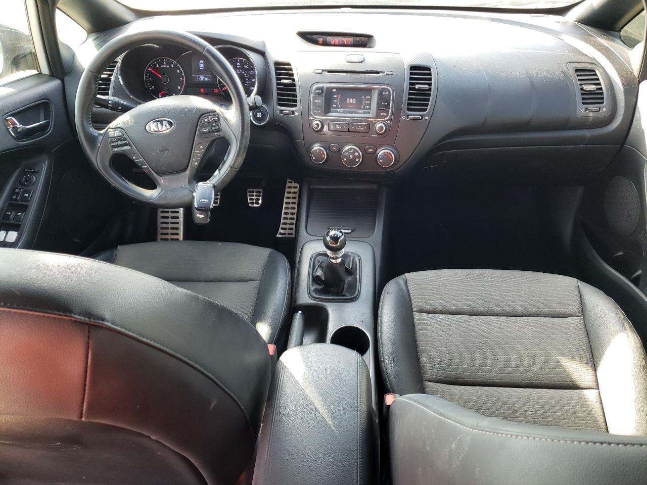 2016 Kia Forte - Image 8